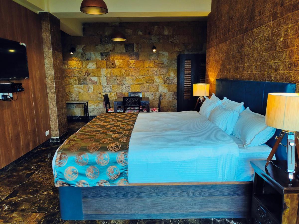 Hotel Acropolis Shillong Eksteriør billede