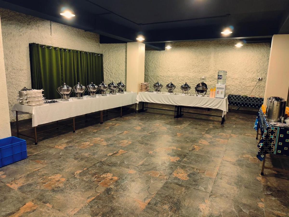 Hotel Acropolis Shillong Eksteriør billede