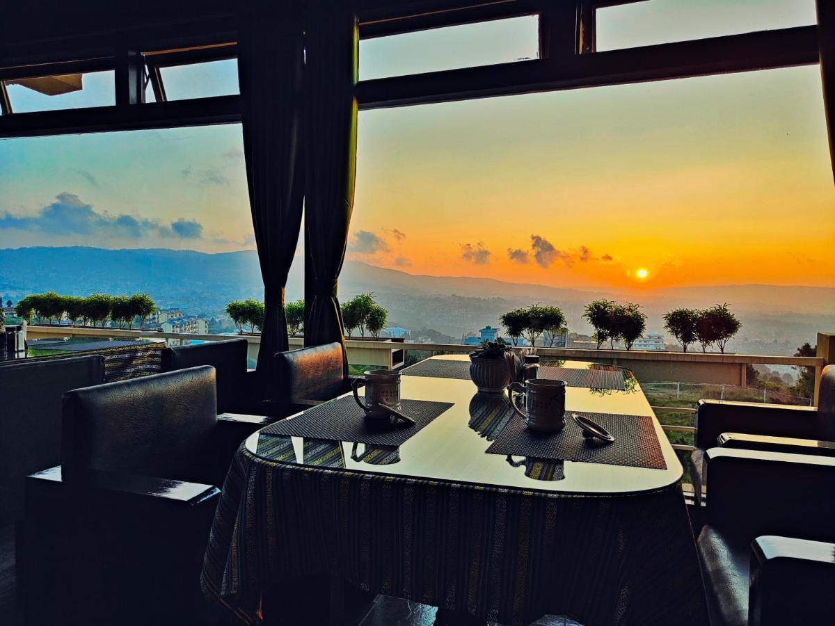 Hotel Acropolis Shillong Eksteriør billede
